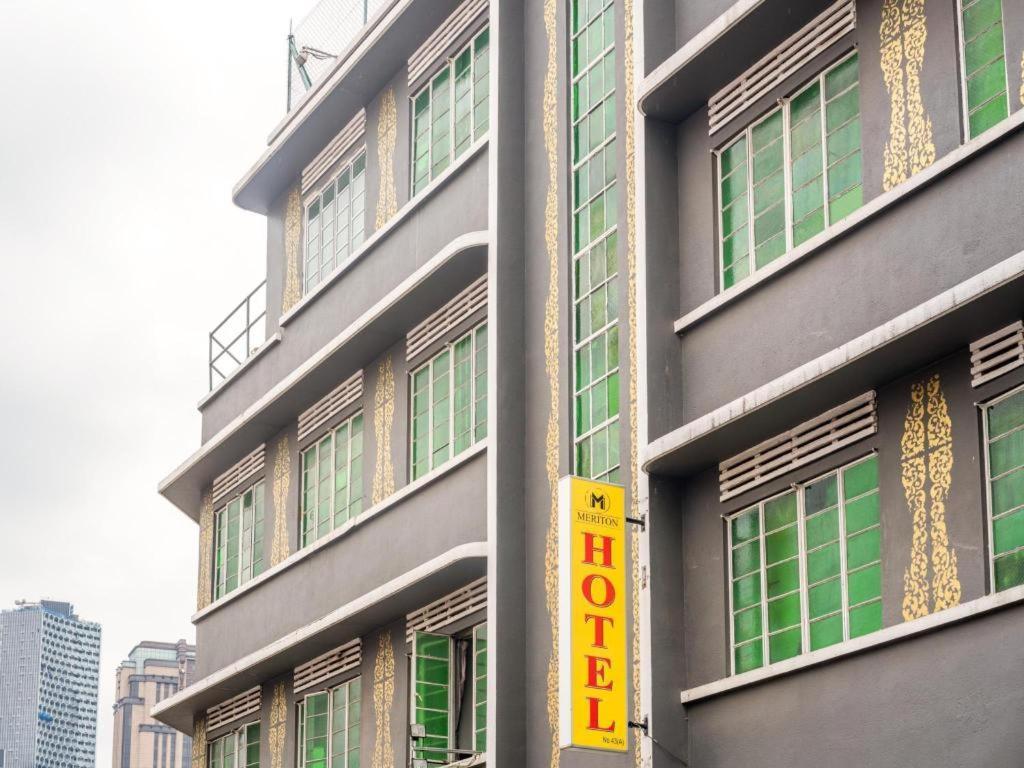 Hotel Meriton Singapore